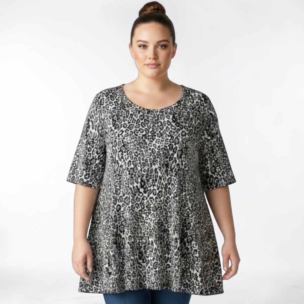 Torrid Leopard Double Knit Peplum Top 3X 22-24 Black White Animal Print 12024585